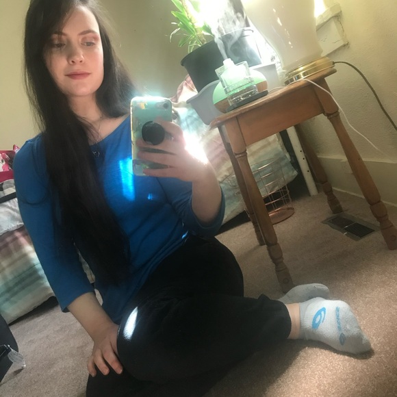 Meet your Posher, Sydney! - Picture 8 of 8